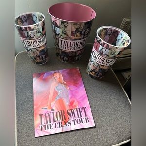 TAYLOR SWIFT AMC EXCLUSIVE ERAS TOUR MOVIE SET! 2 CUPS 1 TIN 1 POSTER